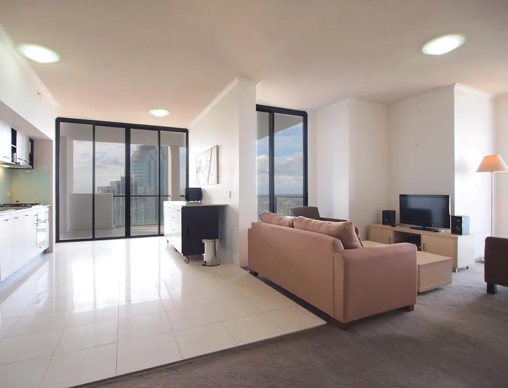 Oaks Brisbane River City Suites Aparthotel