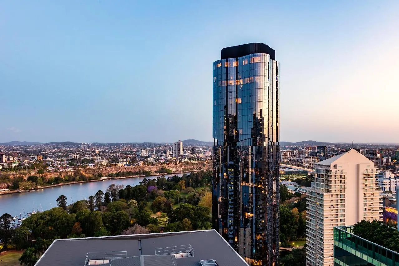 Oaks Brisbane River City Suites 4*,  Australia